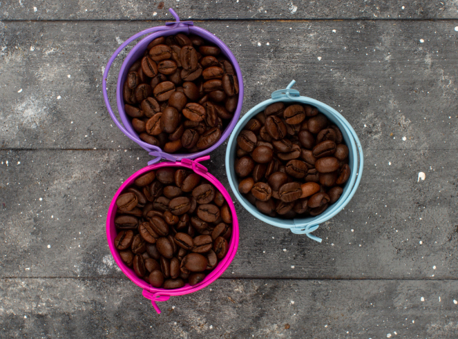 Light Roast Vs Dark Roast Coffee: Differences Between Them