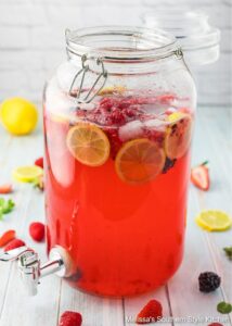 Sparkling Berry Lemonade